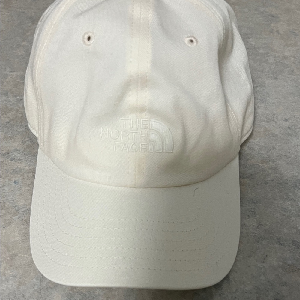 NWOT * The North Face Off-White Baseball Cap